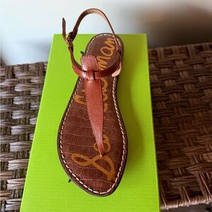 Sam Edelman Brown Leather T-Strap Women’s Sandal 7.5 NIB